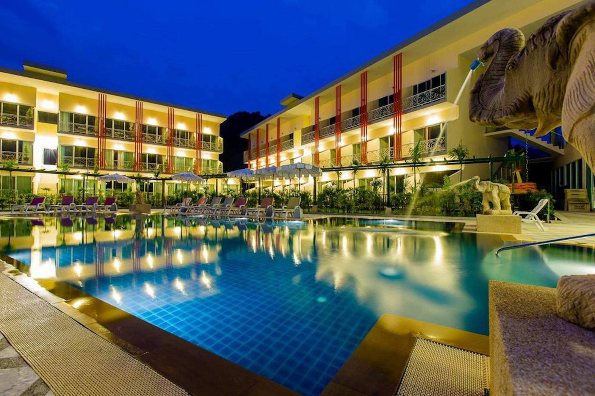 Trend Kamala Resort Luaran gambar