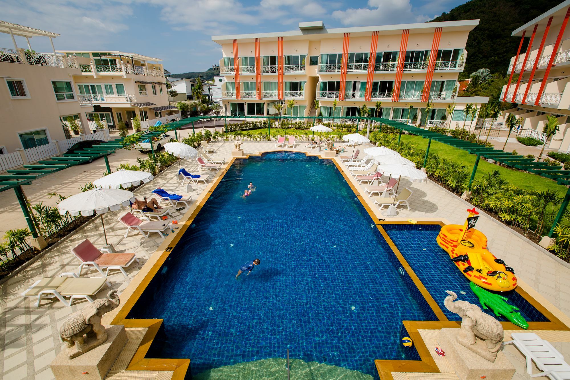 Trend Kamala Resort Luaran gambar